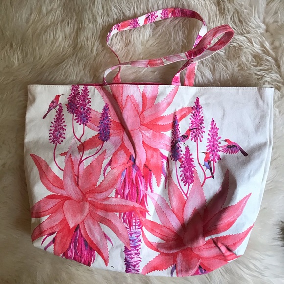 Tote - Picture 1 of 1